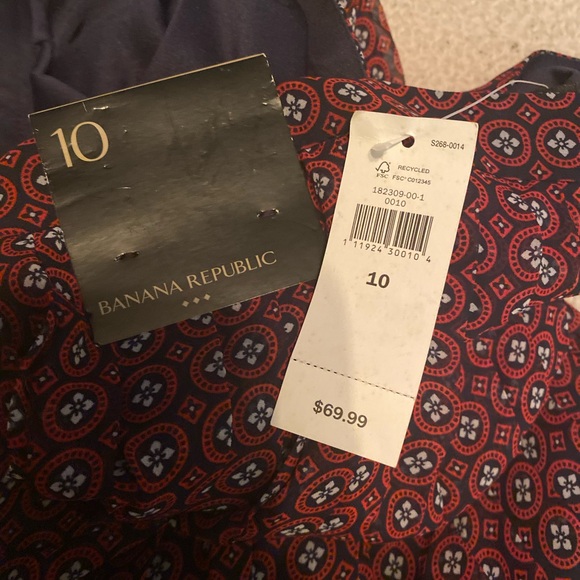 Beautiful Banana Republic skirt - Picture 4 of 4